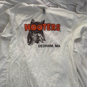 Hooters white tshirt Dedham Massachusetts